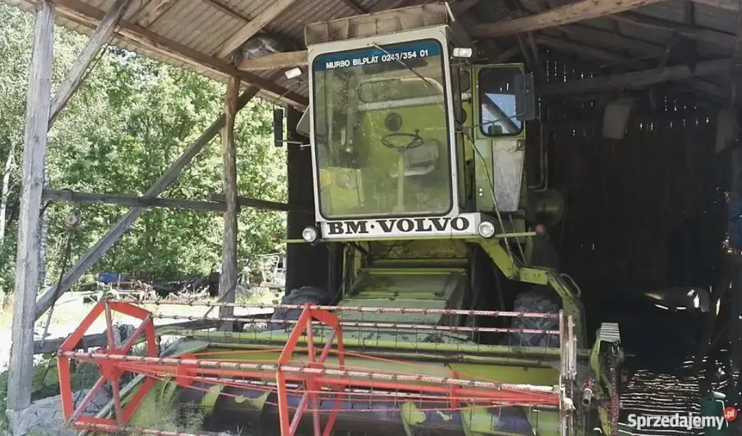 Claas Mercator i Senator zdjęcie pod wiatą Claas Mercator i Senator