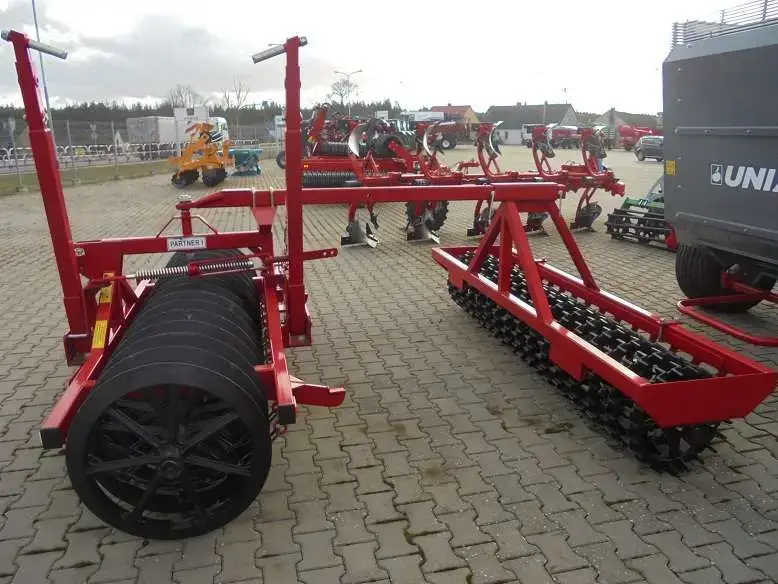 Możliwość transportu na tuzie Kompletny wał podówjny z dyszlami