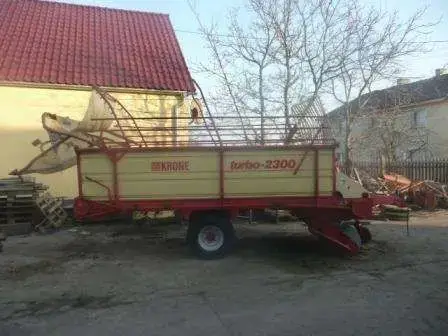 przyczepa samozbierająca Krone Turbo 2300 używana używana przyczepa samozbierająca Krone Turbo 2300