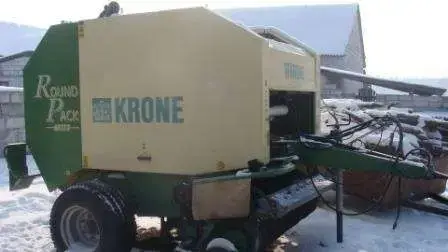 do sprzedania używana prasa zwijająca Krone Round Pack 1550 2000 r
