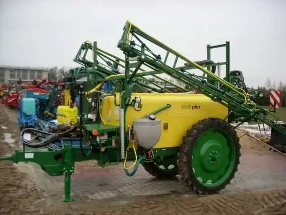 Opryskiwacze Agromet Pilmet, rożne modele z wyprzedaży posezonowej. 