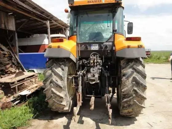Claas Renault Ares 630 RZ traktor z 3 parami wyjść hydraulicznych