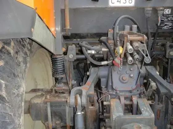 Claas Renault Ares 630 RZ traktor z tylnym podnośnikiem