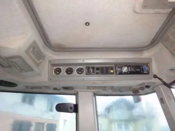 Instalacja radiowa w używanym ciągniku rolniczym Fendt 926 Vario 