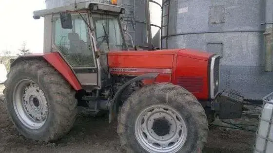 ciągnik używany Massey Ferguson 3690