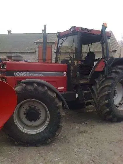 Używany CASE 1455 wersia XL Używany ciągnik CASE 1455 wersia XL