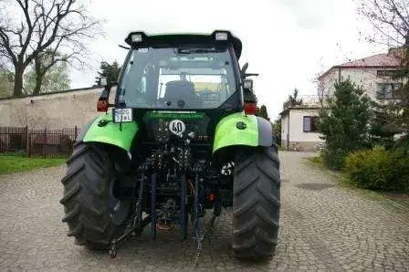 Używany Deutz Fahr Agrotron 100 z ładowaczem Stoll