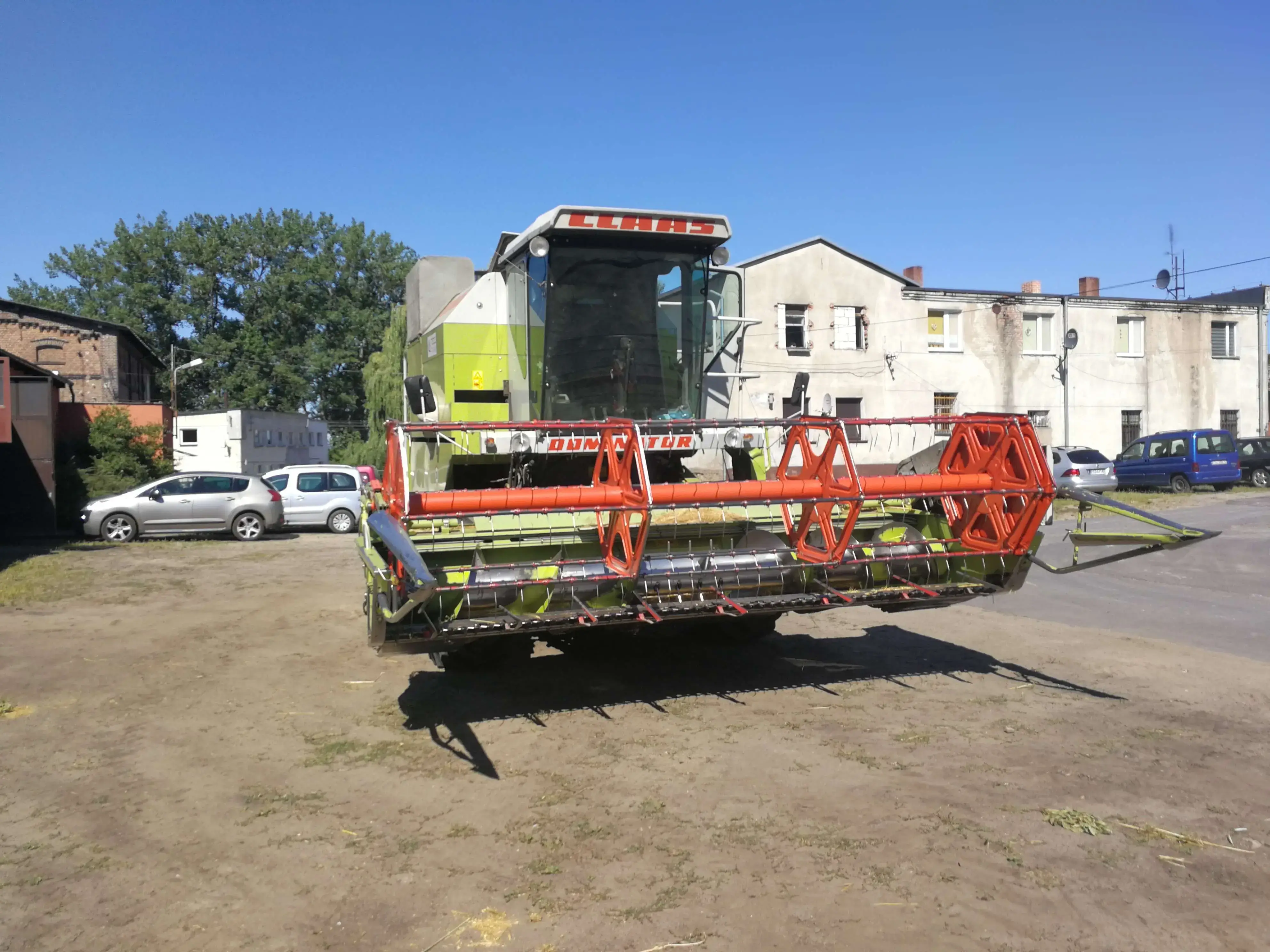 Używany kombajn zbożowy Claas Dominator 130
