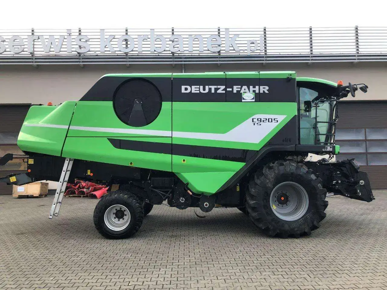 Deutz Fahr C9205TS prawy bok
