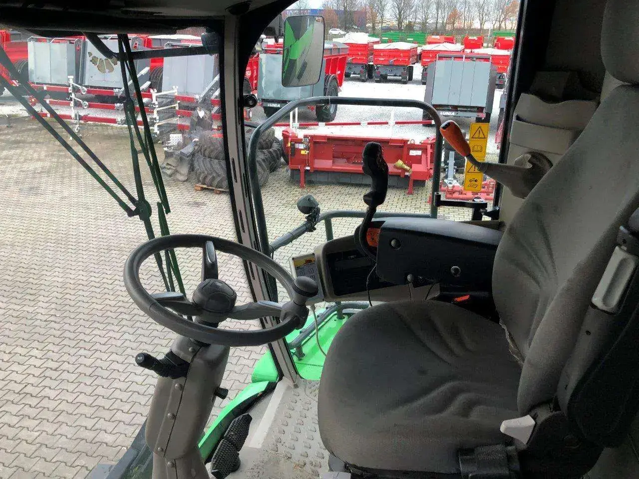 Deutz Fahr C9205TS kabina