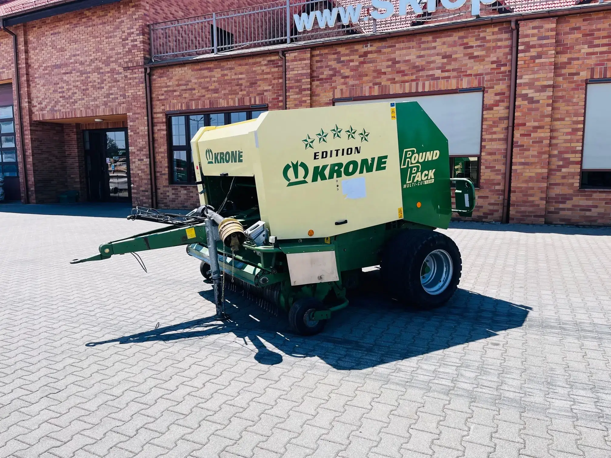 Prasa Krone stałokomorowa łańcuchowa szeroki podbieracz