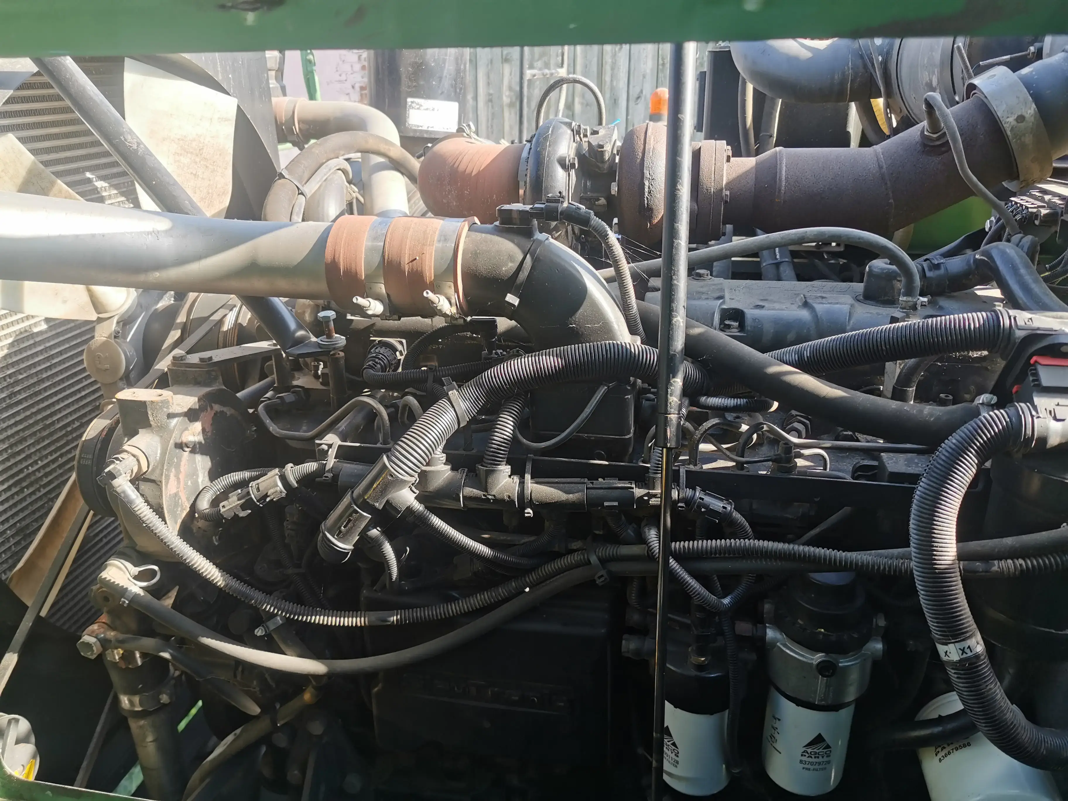 Kombajn-zbozowy-fendt-5220-5-klawiszy-wytrzasaczy-stan-bardz-dobry-korbanek-pierwszy-wlasciciel Kombajn-zbozowy-fendt-5220-5-klawiszy-wytrzasaczy-stan-bardz-dobry-korbanek-pierwszy-wlasciciel