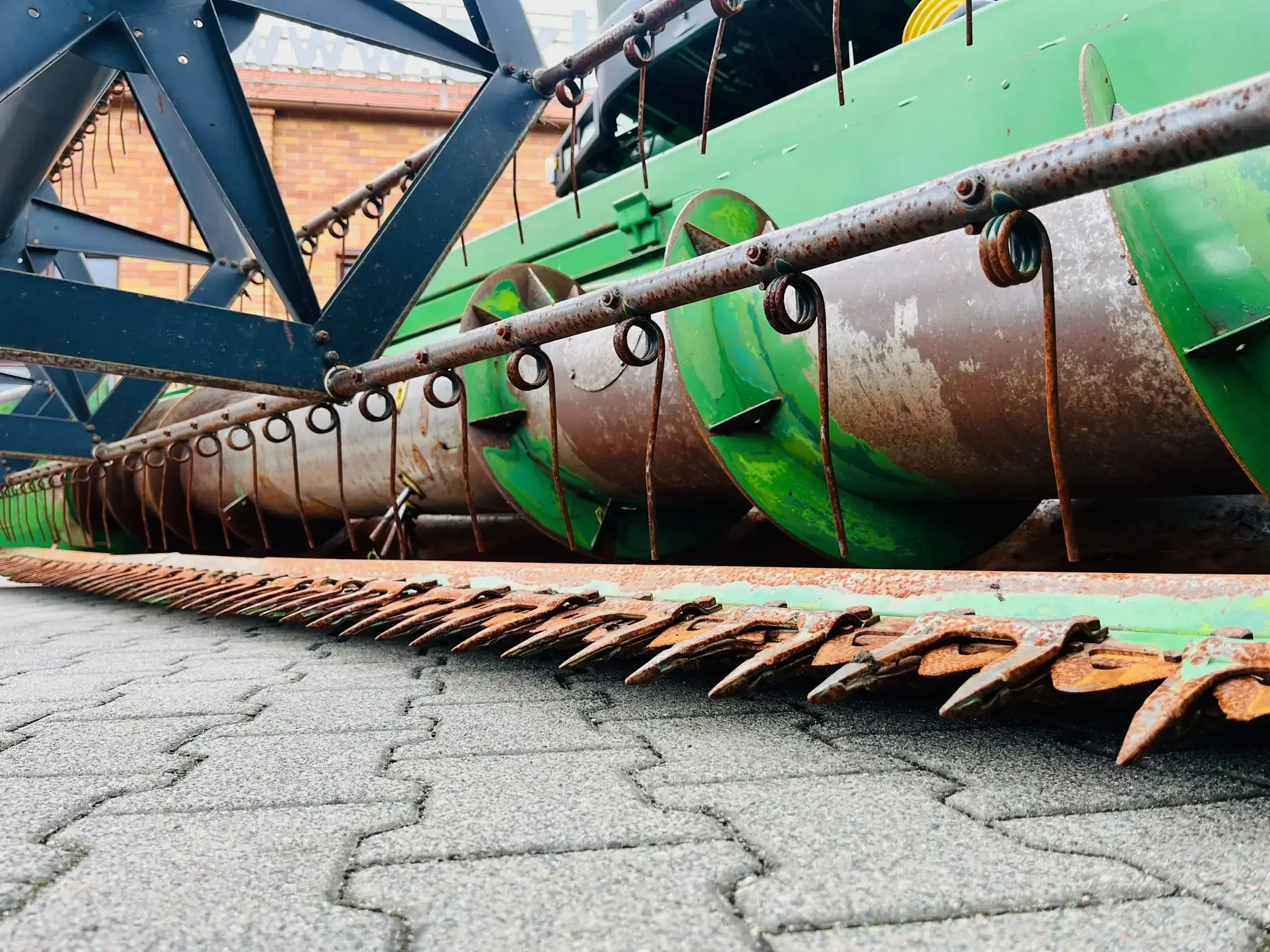 Kombajn-zbozowy-john-deere-2264-plac-korbanek Kombajn-zbozowy-john-deere-2264-plac-korbanek