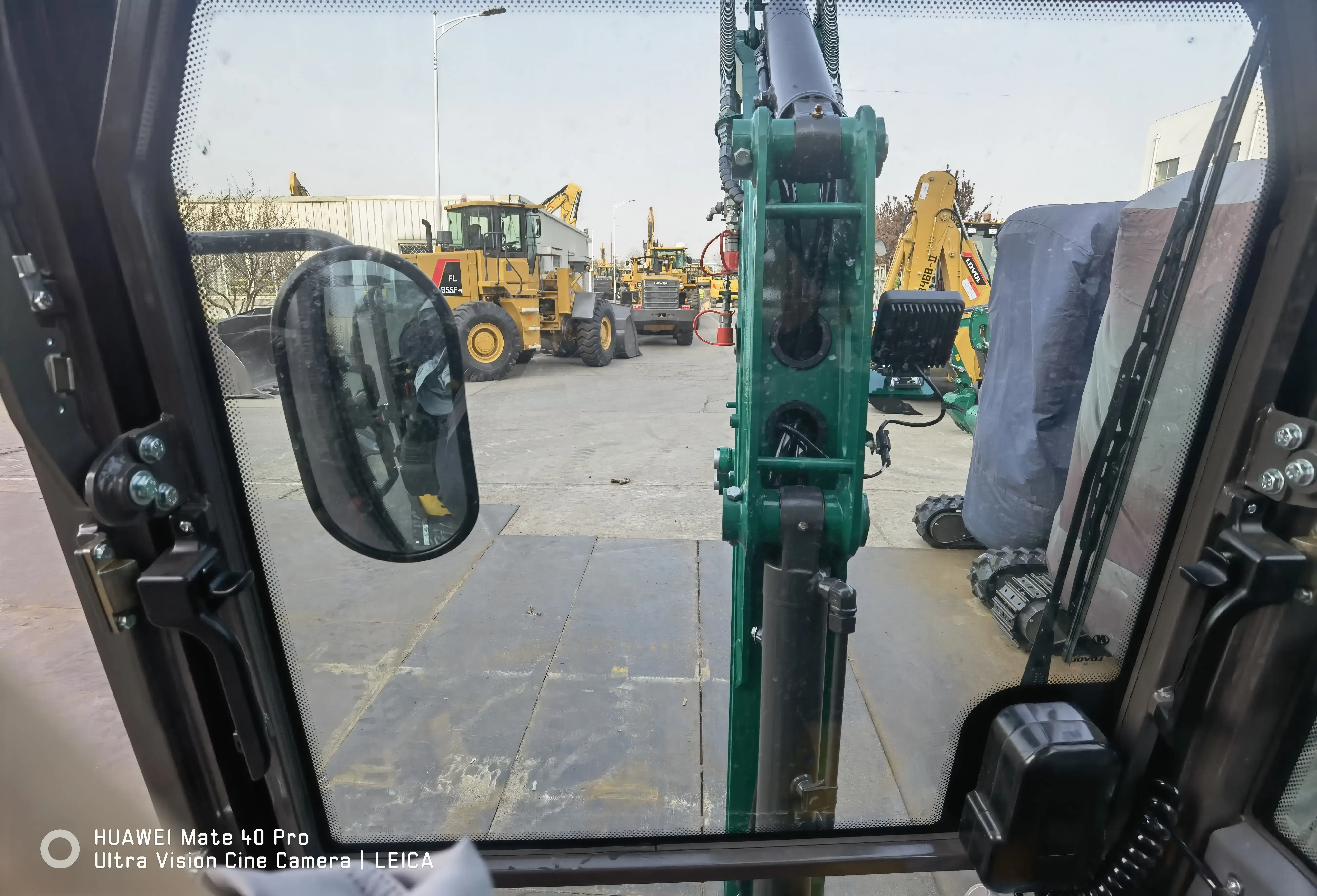 Mini koparka Lovol Korbanek, Nachi, Eaton, Yanmar kabina okno