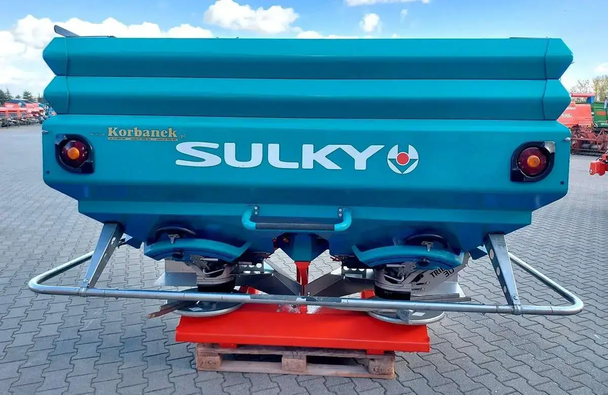 Okazyjny rozsiewacz nawozów Sulky X36 3100 litrów Okazyjny rozsiewacz nawozów Sulky X36