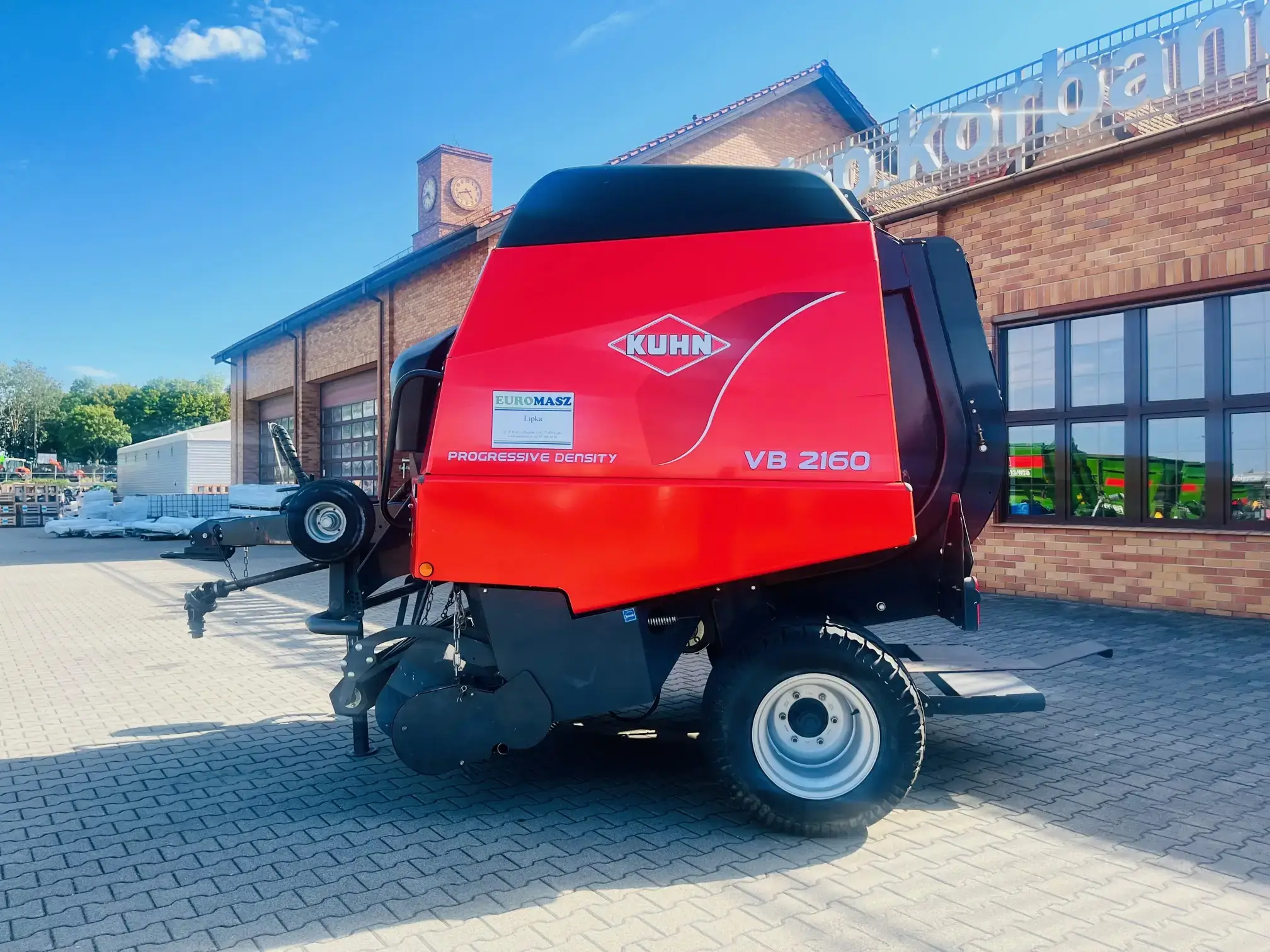 Prasa-pasowa-zmiennokomorowa-kuhn-VB-2160-plac-korbanek Prasa-pasowa-zmiennokomorowa-kuhn-VB-2160-plac-korbanek