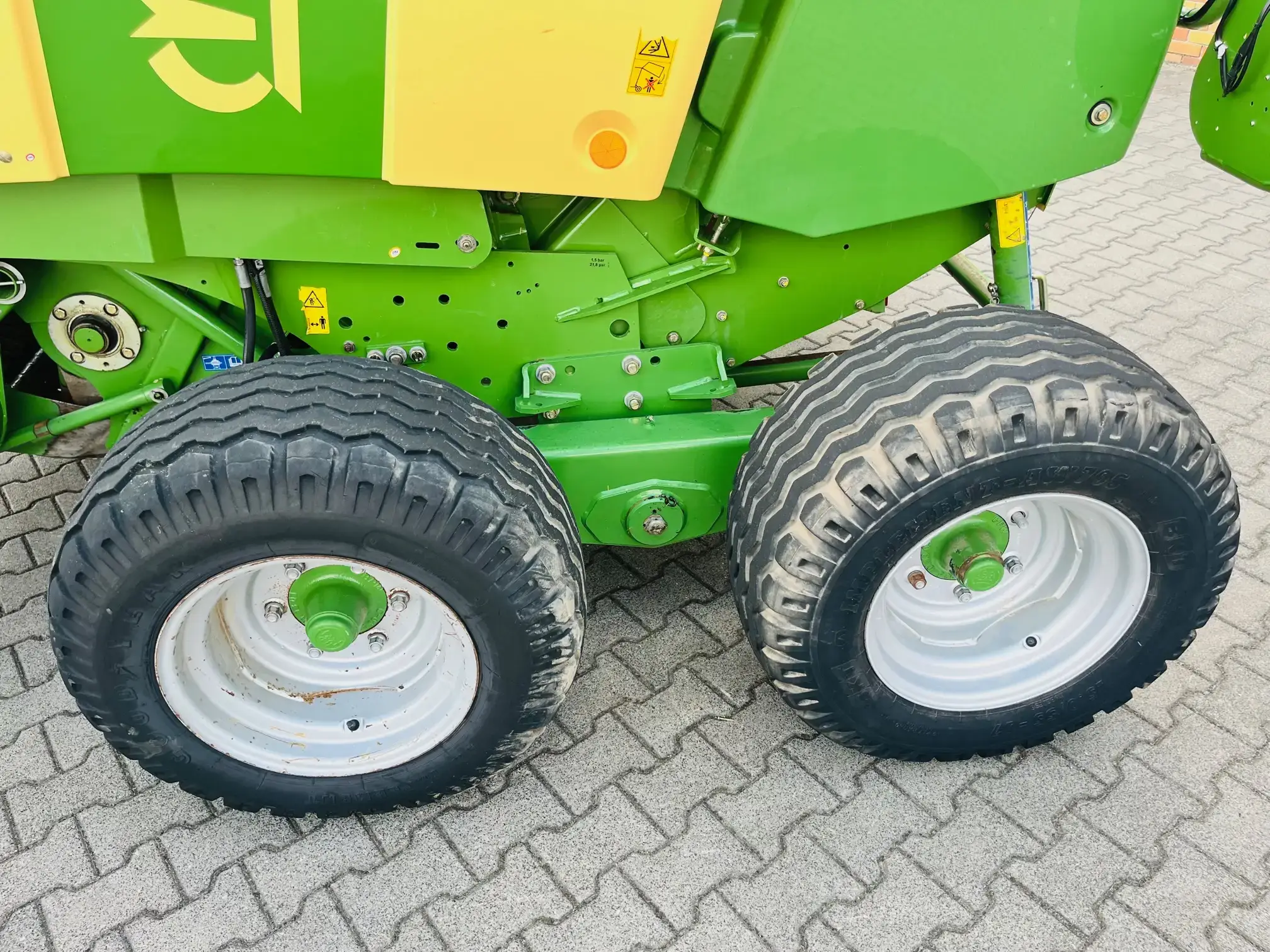 Prasa stalokomorowa lancuchowa krone comprima F 155 XC plac korbanek