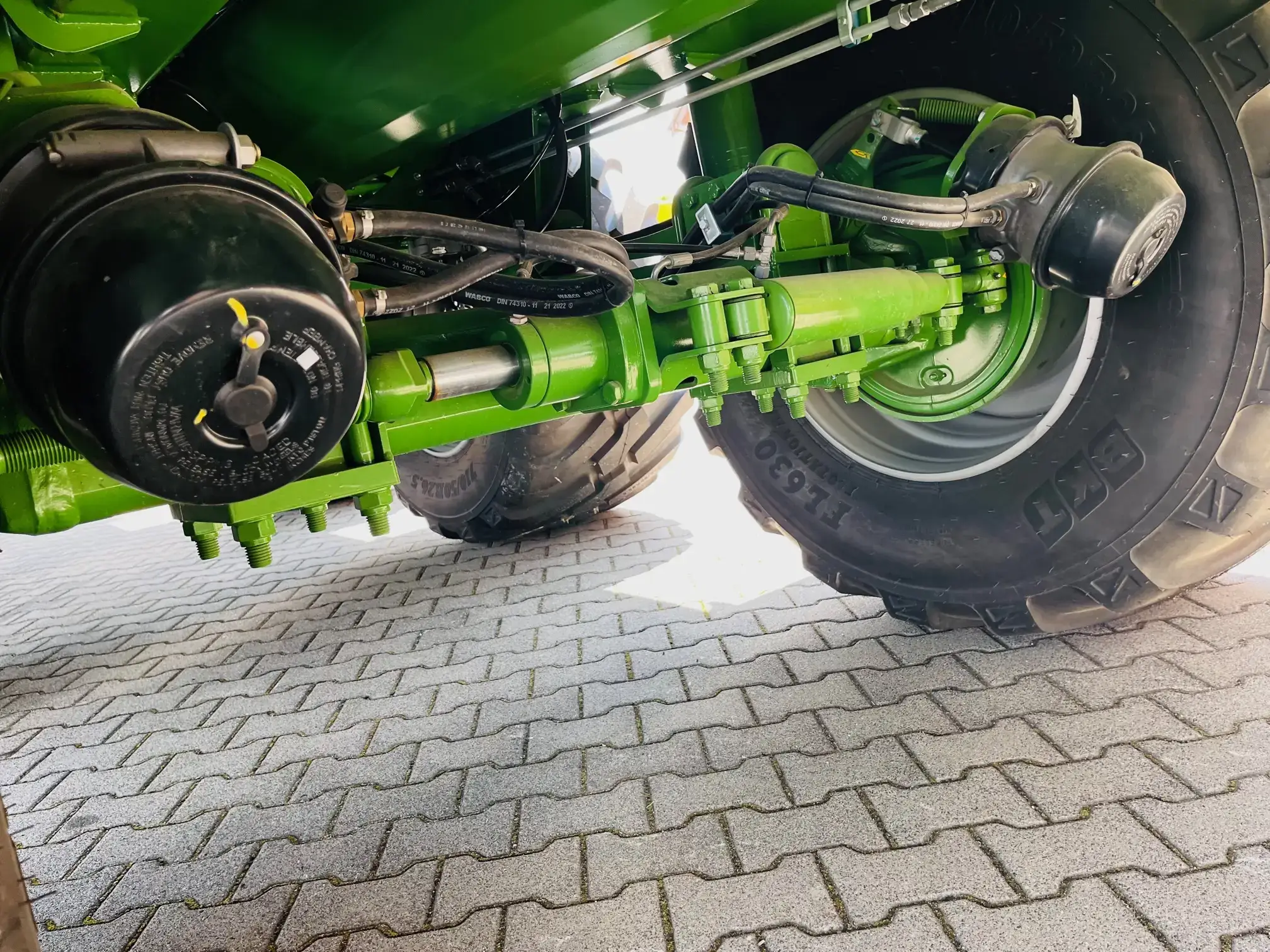 Przyczepa-przeladowcza-przeladunkowa-bergmann-GTW-430-szybki-wyladunek-duza-pojemnosc-plac-firma-korbanek Przyczepa-przeladowcza-przeladunkowa-bergmann-GTW-430-szybki-wyladunek-duza-pojemnosc-plac-firma-korbanek