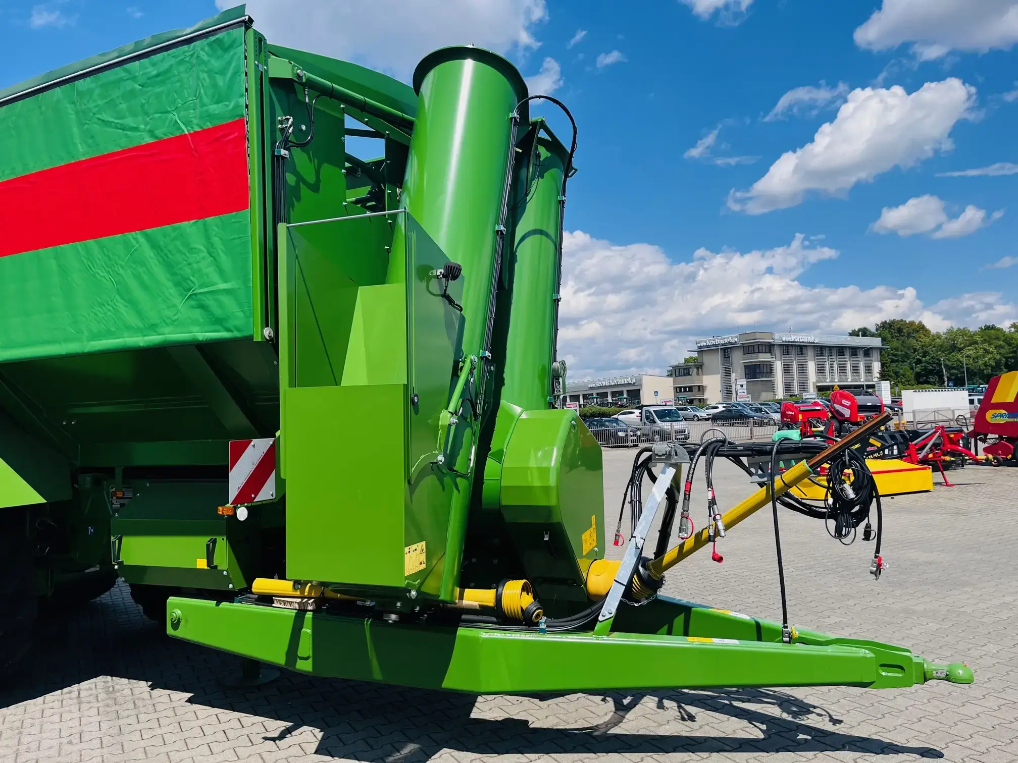 Przyczepa-przeladowcza-przeladunkowa-bergmann-GTW-430-szybki-wyladunek-duza-pojemnosc-plac-firma-korbanek Przyczepa-przeladowcza-przeladunkowa-bergmann-GTW-430-szybki-wyladunek-duza-pojemnosc-plac-firma-korbanek