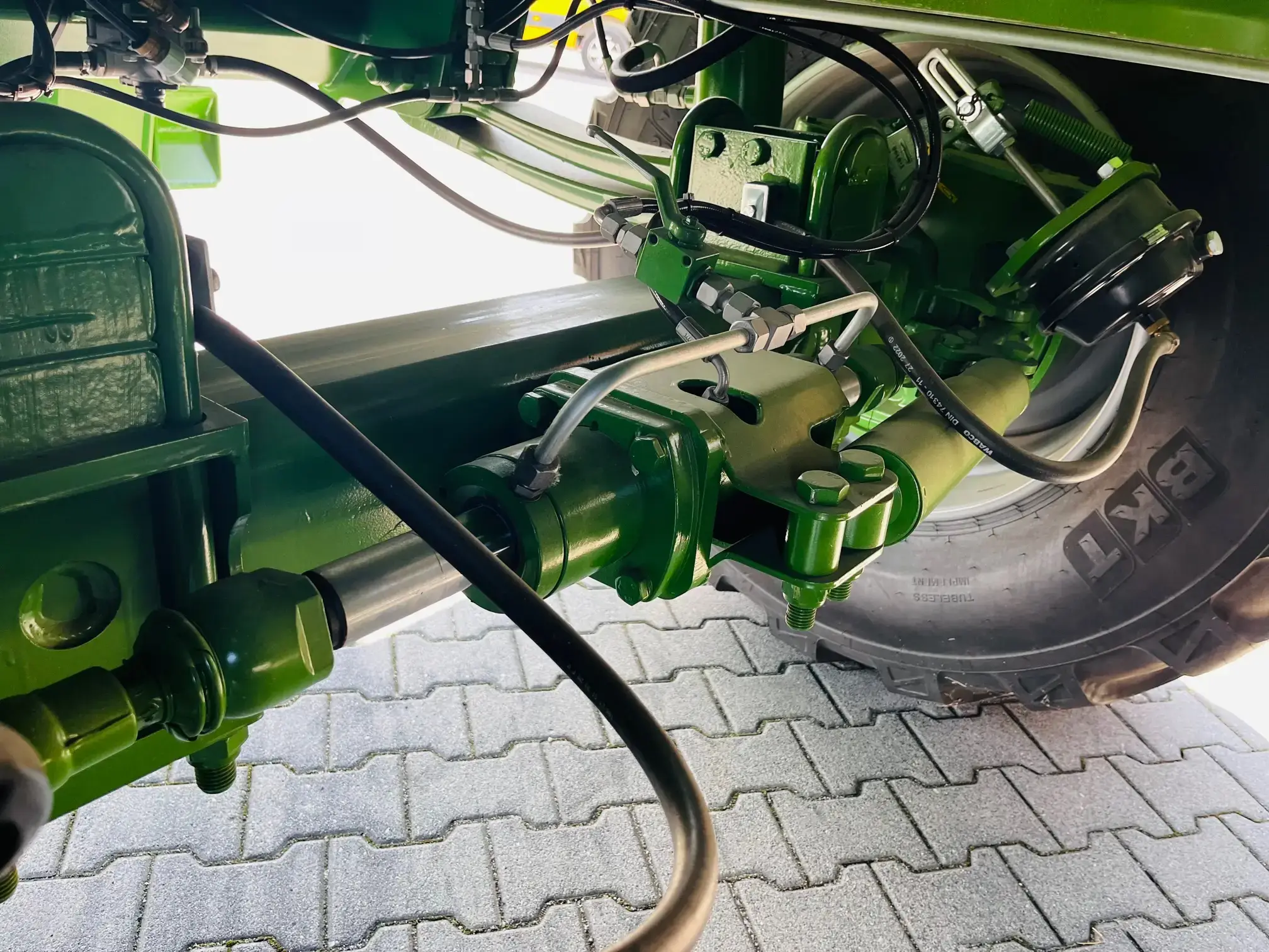 Przyczepa-przeladowcza-przeladunkowa-bergmann-GTW-430-szybki-wyladunek-duza-pojemnosc-plac-firma-korbanek Przyczepa-przeladowcza-przeladunkowa-bergmann-GTW-430-szybki-wyladunek-duza-pojemnosc-plac-firma-korbanek