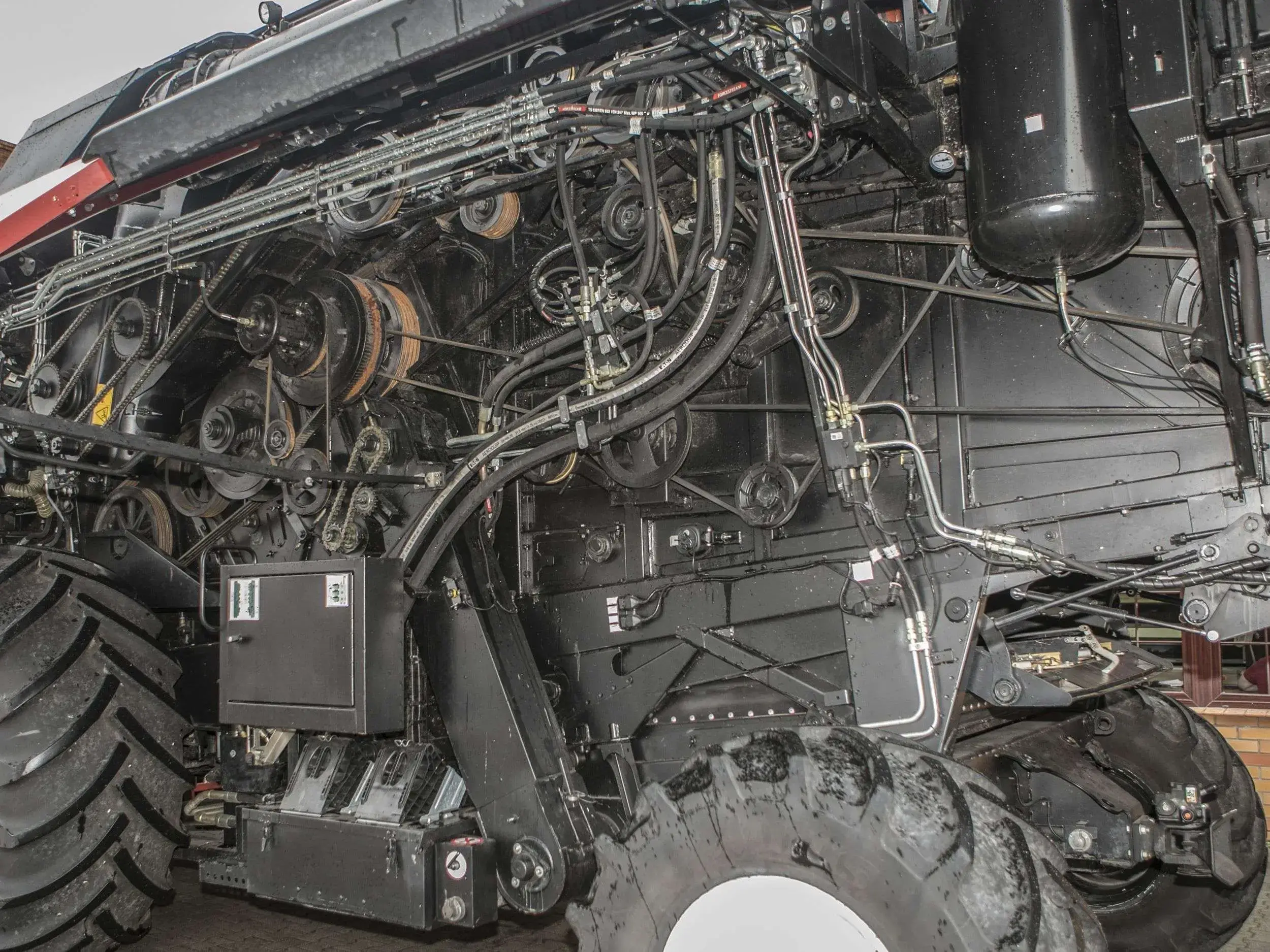 kombajn zbożowy Rostselmash RSM 161 łatwy dostęp www.korbanek.pl
