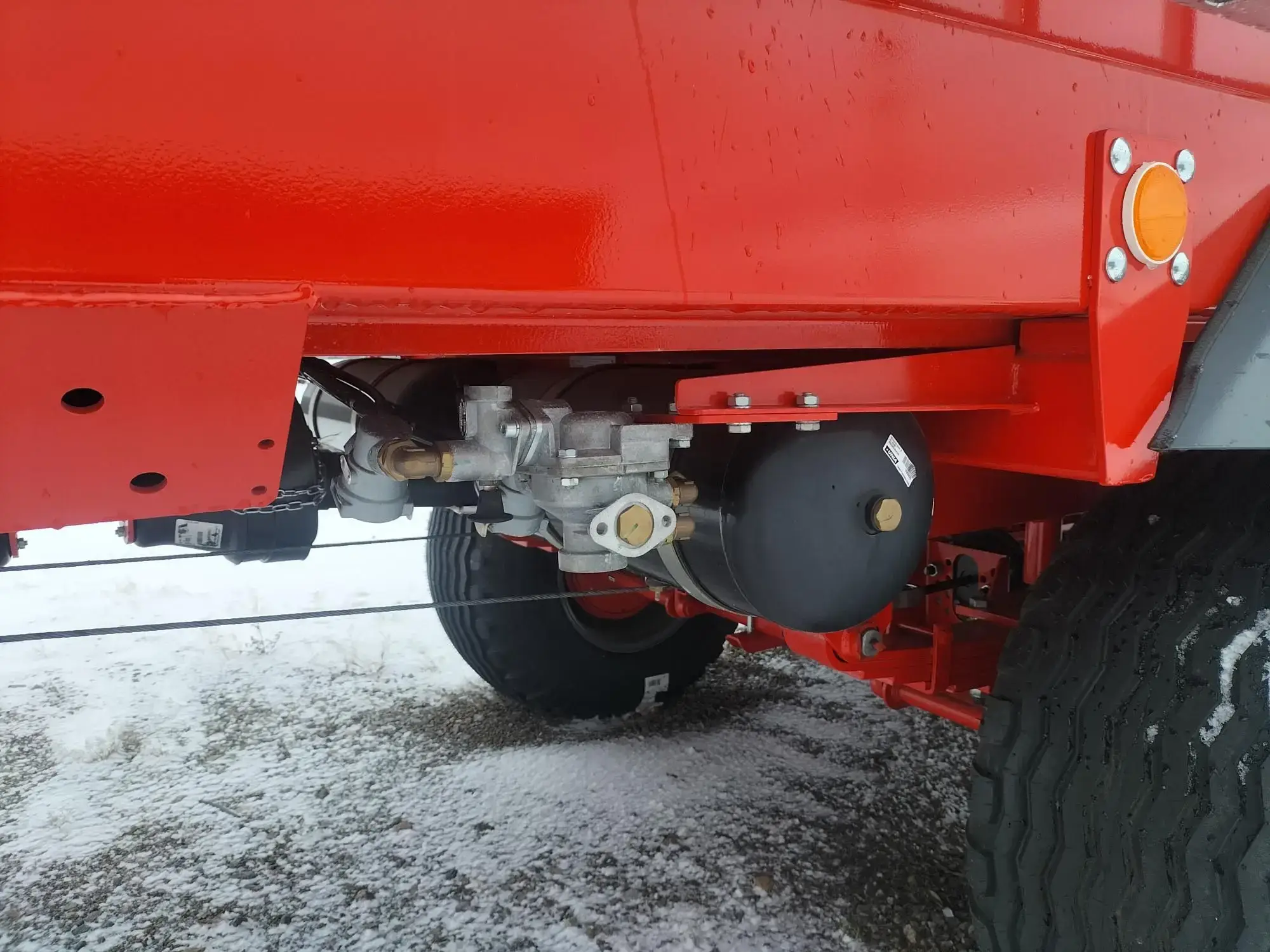 Rozrzutnik obornika Unia Group tandem Tytan 10 PREMIUM TD 2 walce pionowe z talerzami