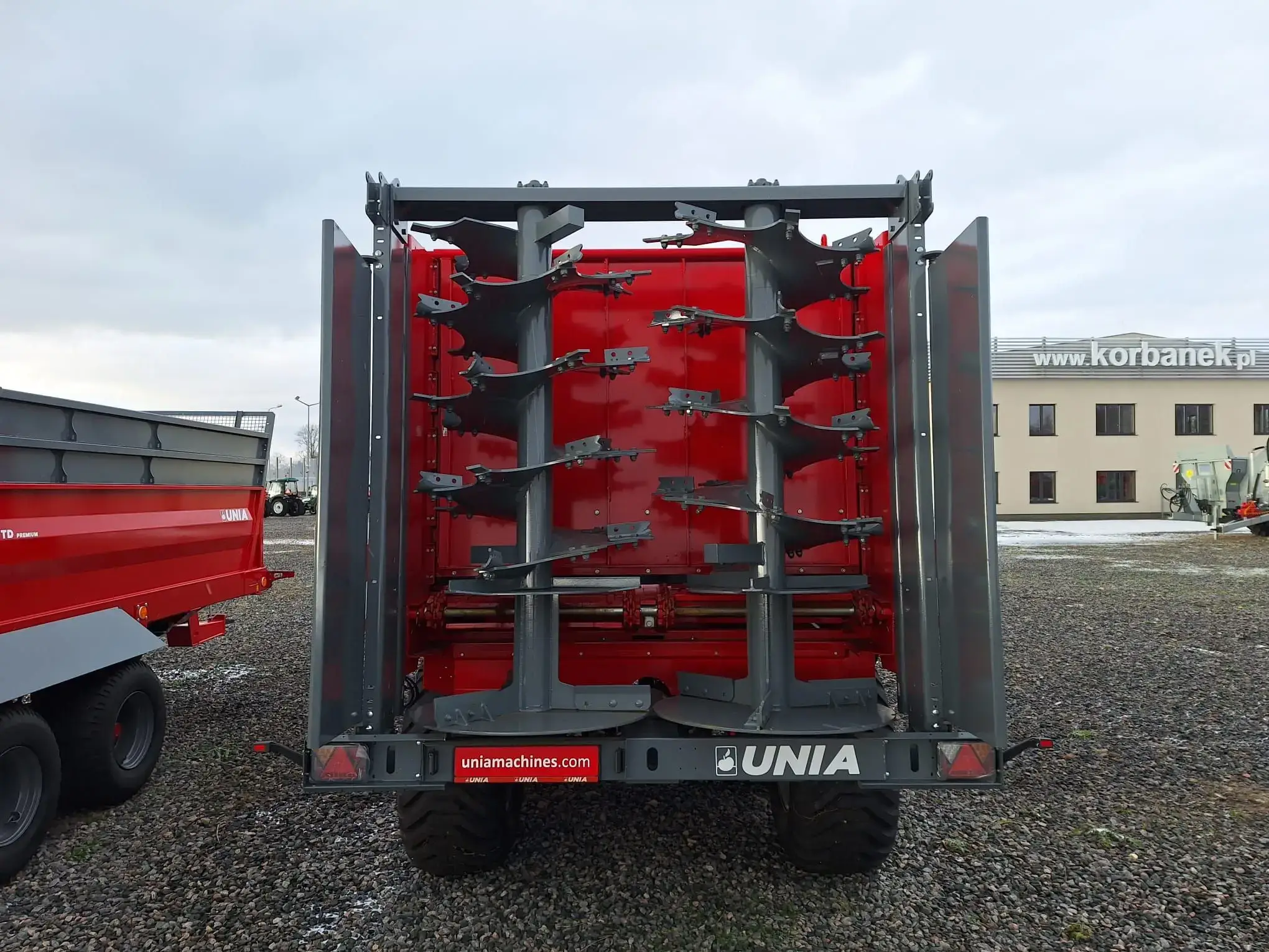 Rozrzutnik obornika Unia Group tandem Tytan 13 PREMIUM TD Rozrzutnik obornika Unia Group tandem Tytan 13 PREMIUM TD