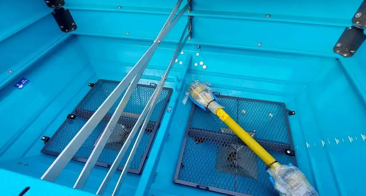 Sita i wałek napędowy do rozsiewacza nawozów Sulky DX 30 W-Control Isobus Sita i wałek napędowy rozsiewacza nawozów Sulky DX 30 W-Control Isobus