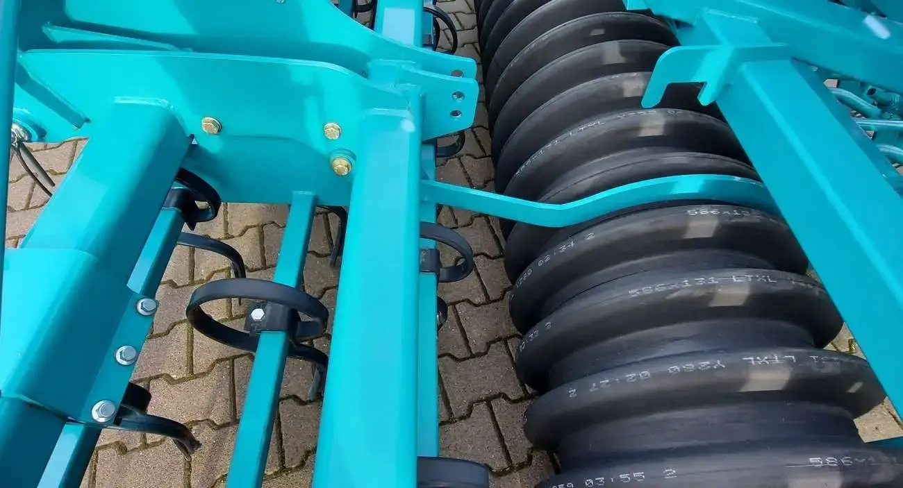 Wał gumowy i zęby agregatu biernego