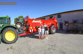 Pan Adam wraz z rodziną zdecydował się na zakup francuskiego rozrzutnika Jeantil od firmy Korbanek
