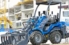 Ładowarka MultiOne MultiOne na palcu budowy