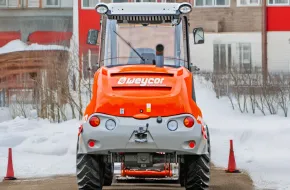 Ładowarka Weycor i walka ze śniegiem Ładowarka kołowa Weycor 400AR