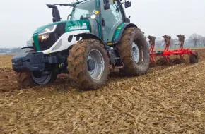 Orka Gregoirem Besson i Aupaxem