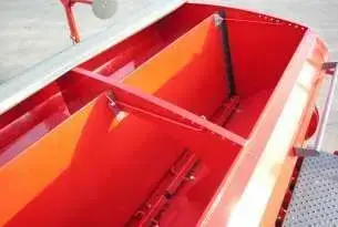 Zbiornik dzielony na ziarno i nawóz Zbiornik dzielony