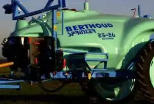 Opryskiwacz Sprinter, wyposażony w panel sterowania typu Berlogic do obsługi zaworów