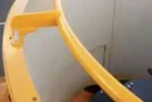 Pierścień zabezpieczający przed wysypywaniem paszy podczas mieszania Pierścień zabezpieczający przed wysypywaniem paszy dostępny jako wyposażenie opcjonalne