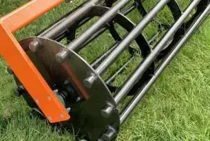 Wał tylny rurowy firmy MANDAM Wał tylny doprawiający rurowy o średnicy 520 mm lub 540 mm firmy MANDAM