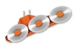 Pomarańczowa pilarka tarczowa napędzana hydraulicznie typ PT firmy SaMASZ