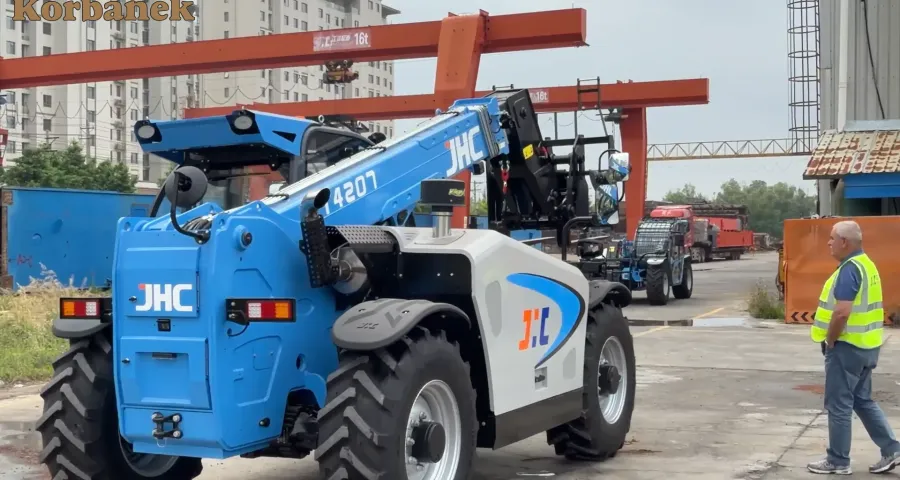 JHC nowoczesne ładowarki z Chin  w ofercie Korbanek, będą miały sowją premierę na targach Agro Show Bednary we wrześniu