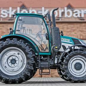 Ciągnik rolniczy Arbos 5130 Advanced Stage V Gen 2 widok z prawej strony