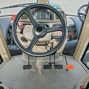 Ciągnik rolniczy Arbos 5130 Advanced Stage V Gen 2 widok na kierownicę