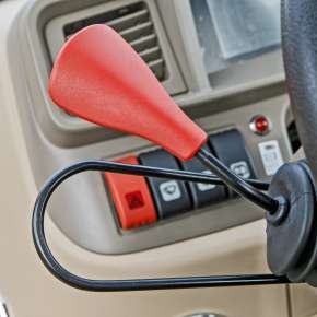 Ciągnik rolniczy Arbos 5130 Advanced Stage V Gen 2 widok na rewers elektro-hydrauliczny