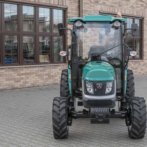 Arbos 2025 ciągnik zwrotny i skrętny