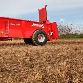 Rozrzutnik obornika Jeantil EVR 16-12, maszyny francuskiego producenta dostępne w firmie Korbanek