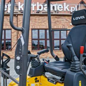 Mini koparka Lovol plac Korbanek siedzisko