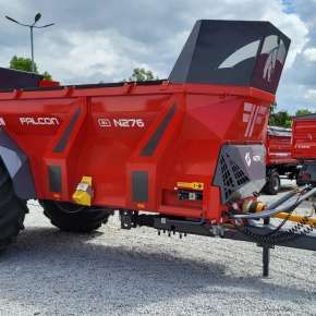 Rozrzutnik do gnoju w kolorze czerwonym firmy Metal-Fach typ N276 Falcon