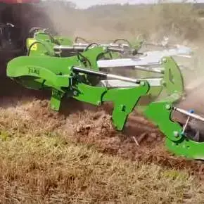 Pług dłutowy Tolmet RAPTOR w trakcie pracy