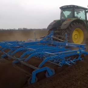 Agregat uprawowy składany hydraulicznie na korbanek.pl