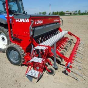 Siewnik zbożowy mechaniczny POLONEZ z ciągnikiem