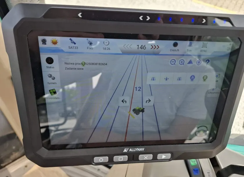 EKRAN: tablet z wyświetlaczem o przekątnej 10,1''